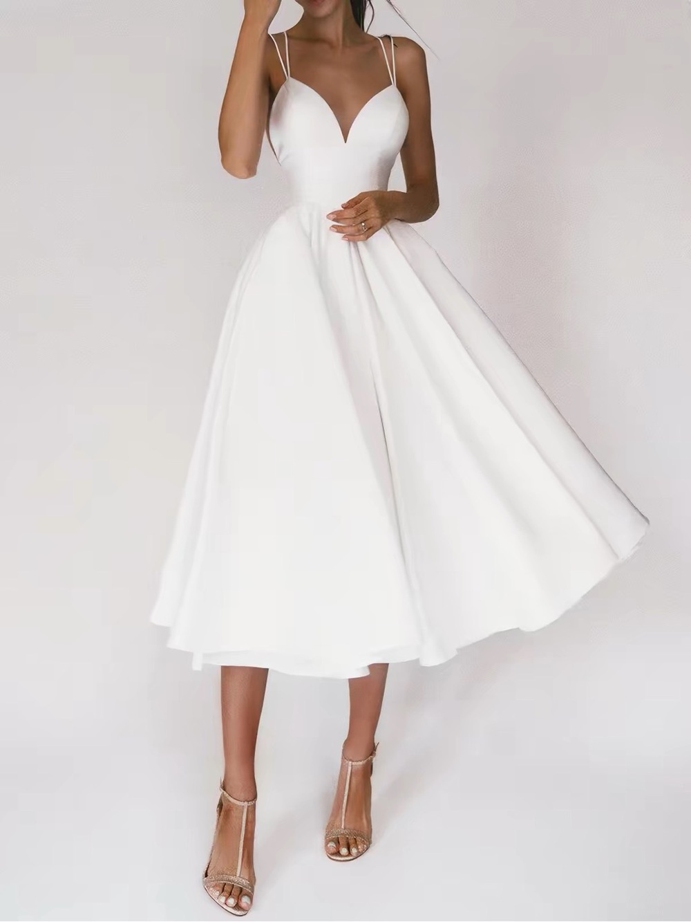 Classic White Midi Dress with Sweetheart Neckline